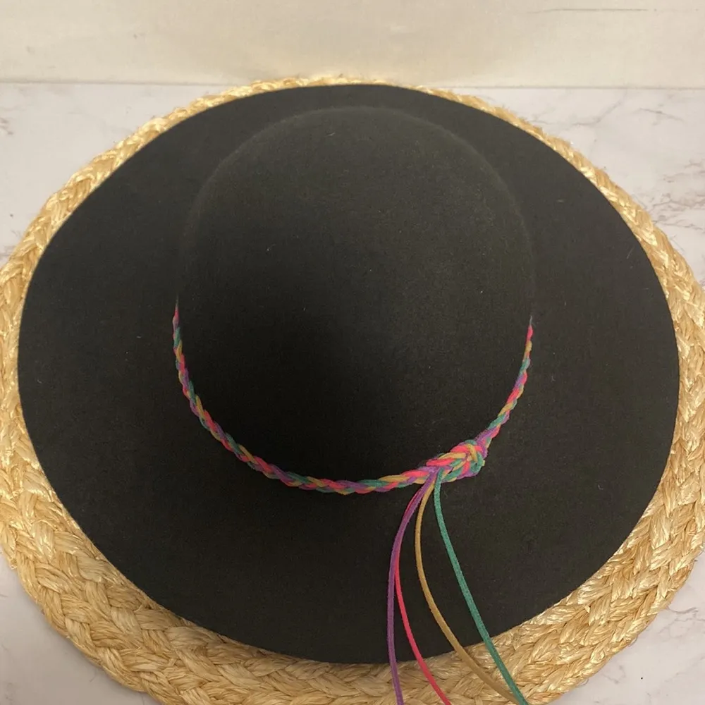 Summer Beach black hat 100% wool - Image 3