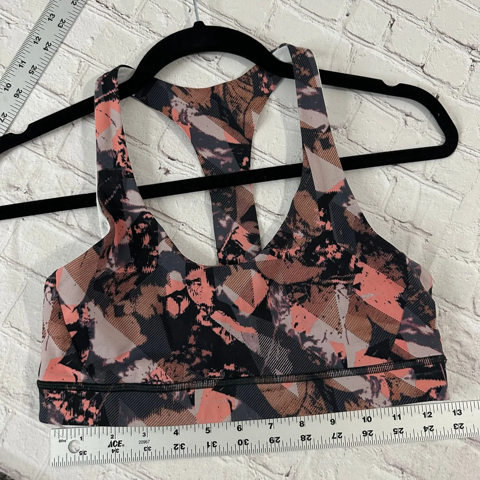 lululemon sports bra size 8 - Image 5