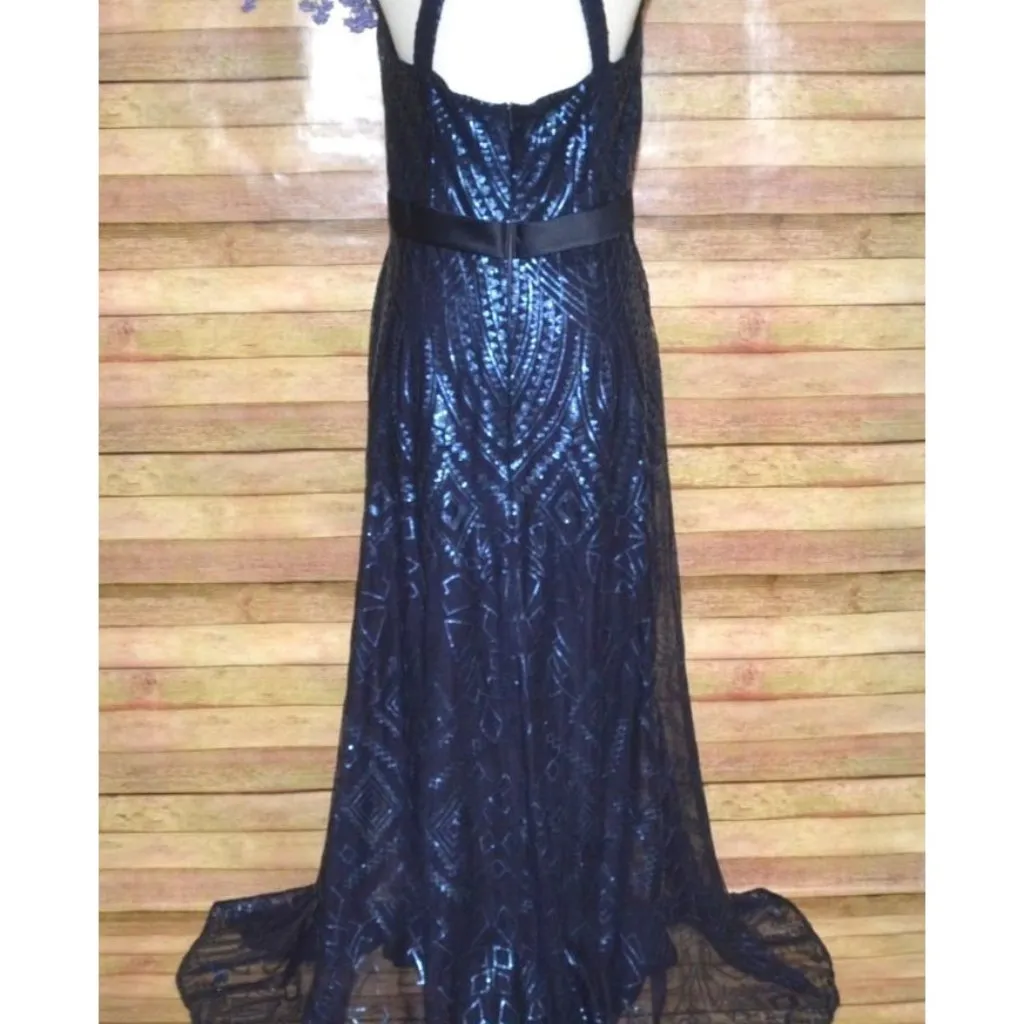 Angelina Faccenda Blue Sequin Sleeveless V - Image 7