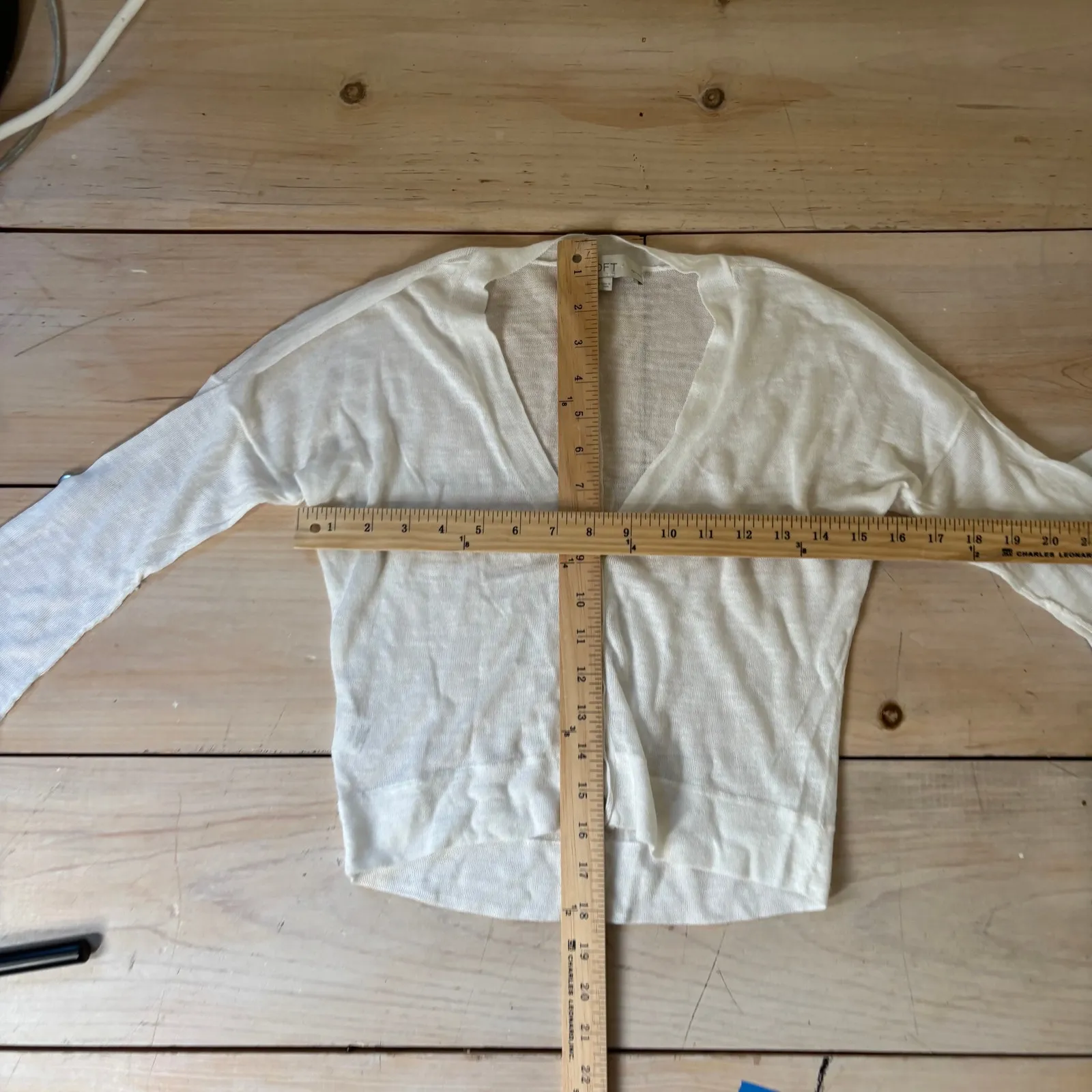 Loft EUC Women's Petite White Lightweight Cardigan Size XXSP - Image 5