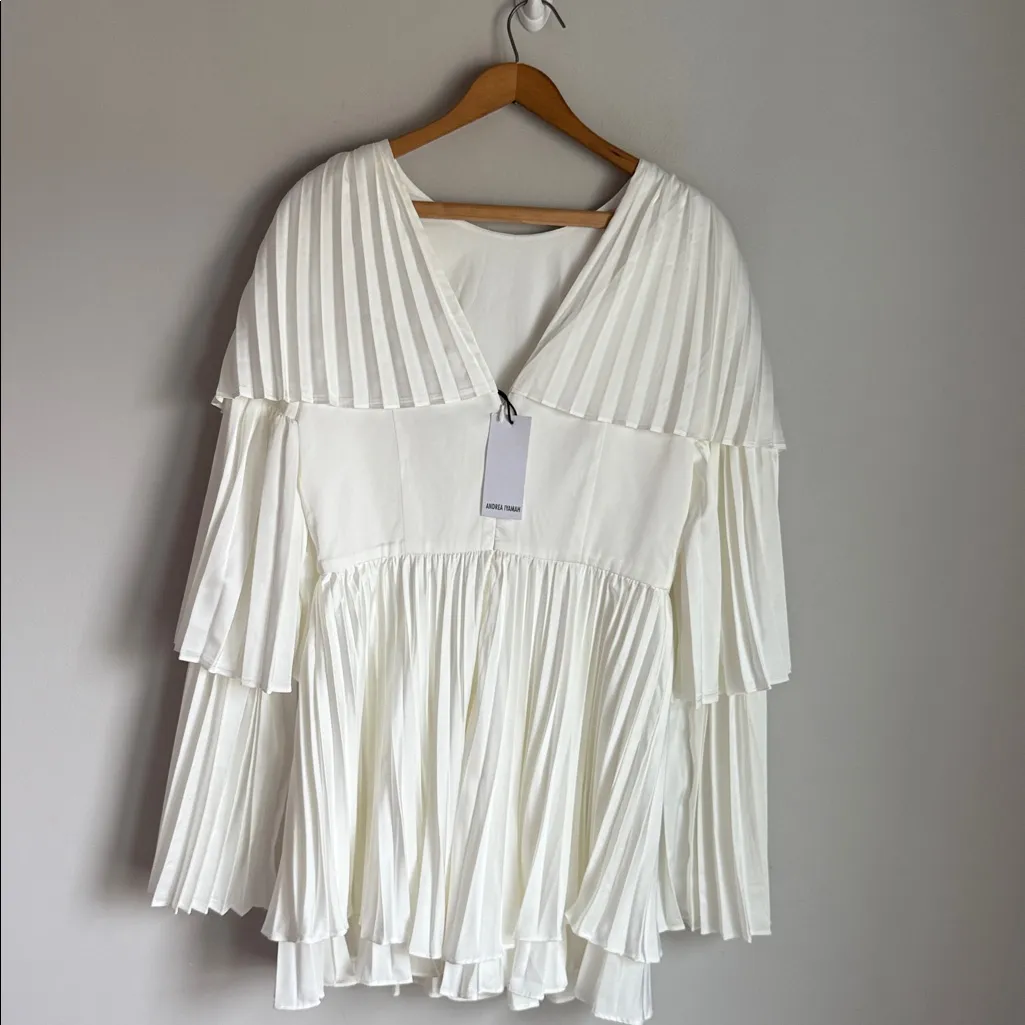 NEW Andrea Iyamah resort vacation white satin pleated sachi romper Large - Image 3