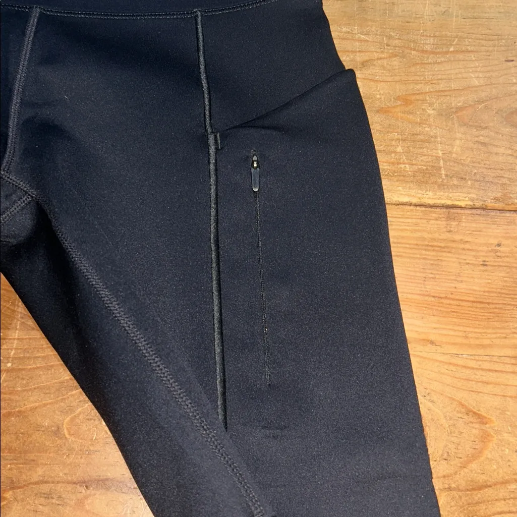 Nike Go Dry Fit Women's Bright Black Bike Shorts Size X-Small - Image 3