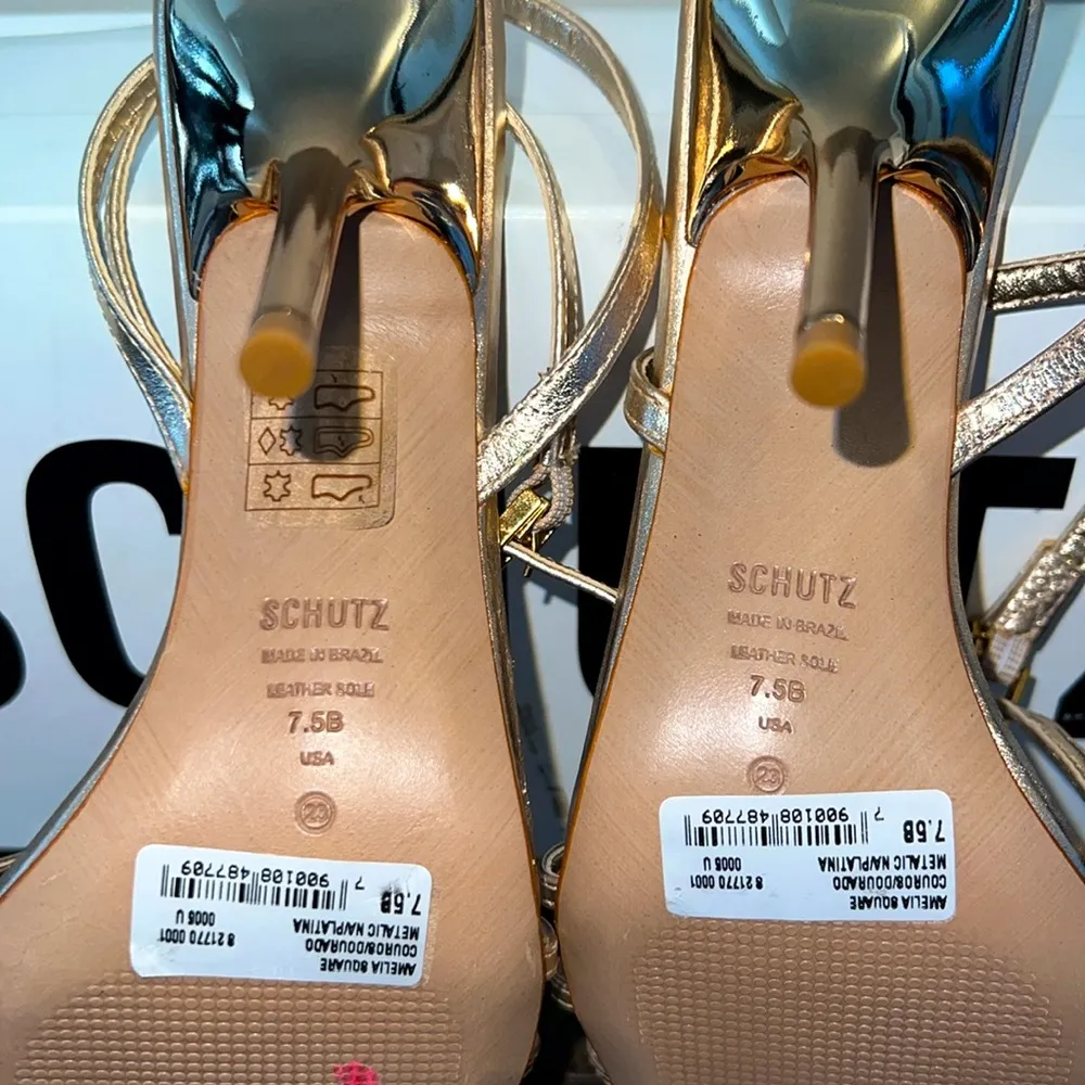 NWOT Schutz Amelia Square Gold Metallic Stiletto Heels with Dust Bag - Image 8