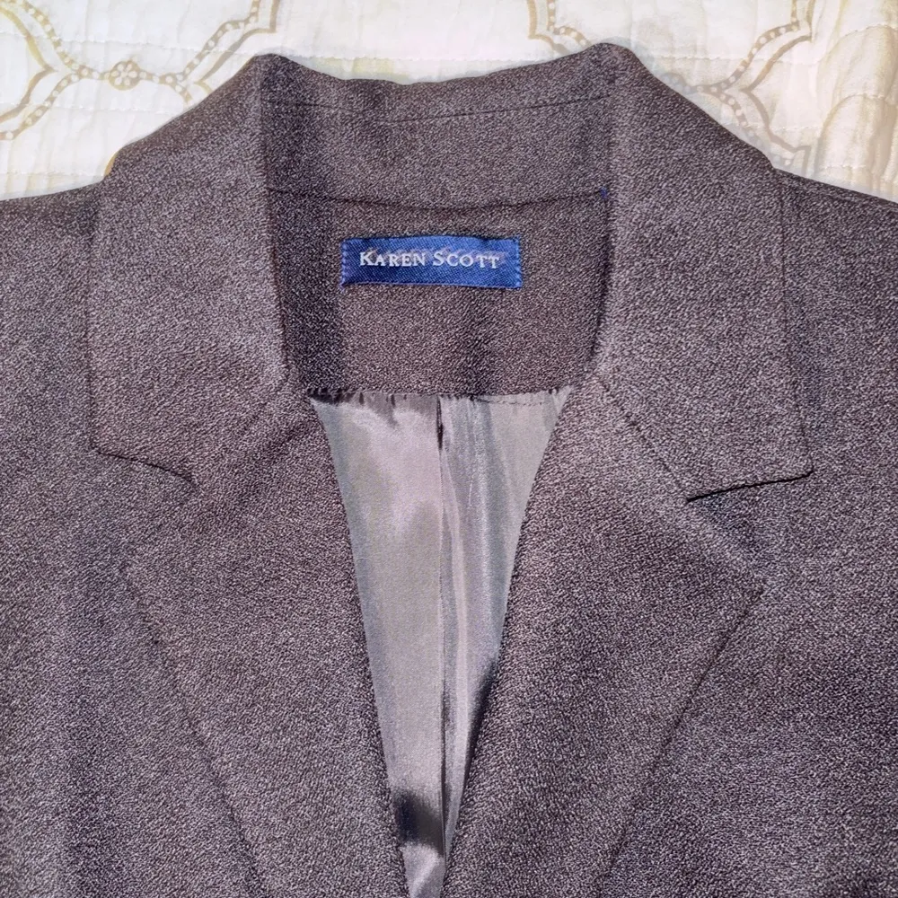 Karen Scott blazer and dress pant set - Image 2