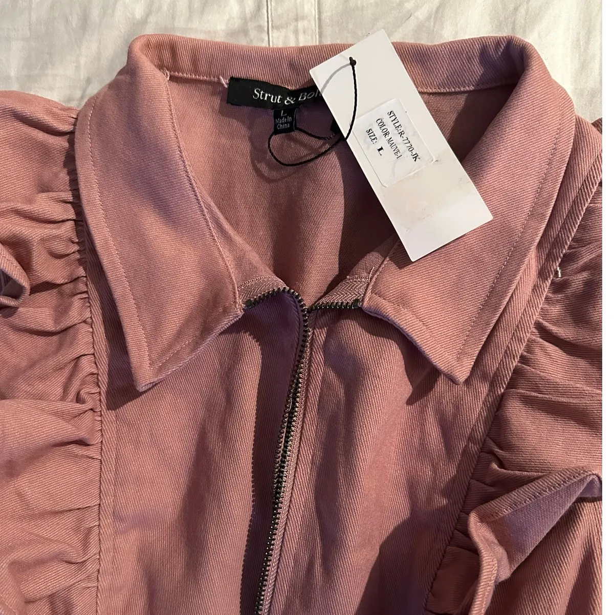 Strut & Bolt mauve color Ruffled Zip Up Sleeveless Twill Jumpsuit size L NWT - Image 9