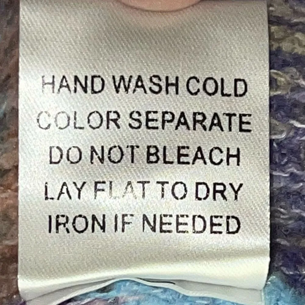 Le Lis Distressed Hem Chenille Sweater - Image 8