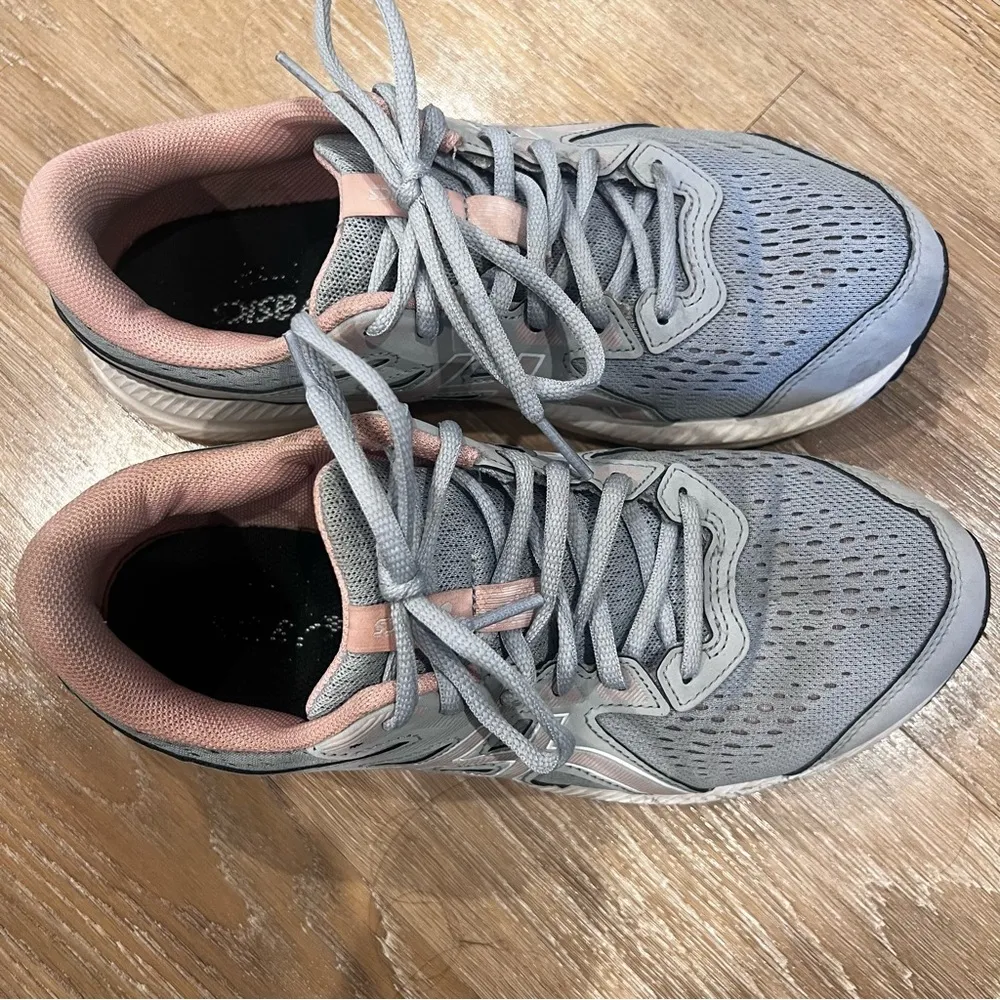 ASICS Amplifoam Running / Walking Tennis Shoe - Image 6