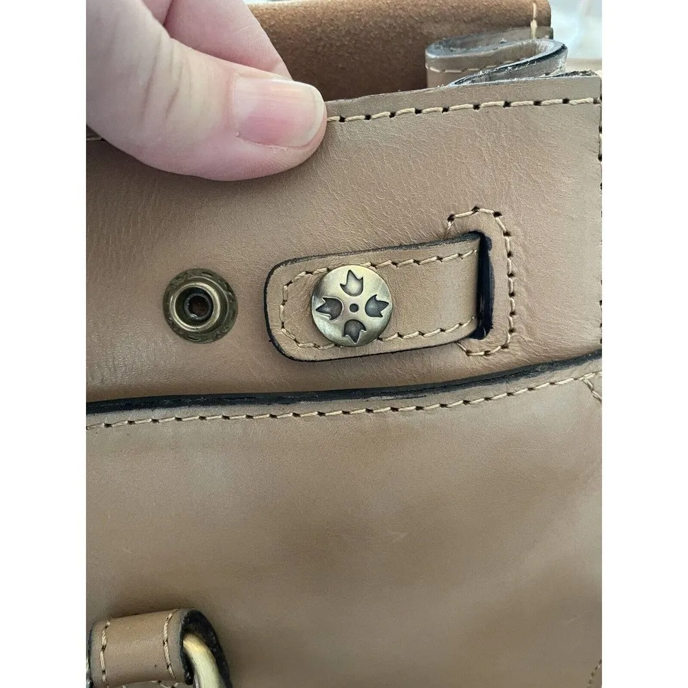 NWOT Gorgeous Patricia Nash Vienna Satchel Italian Leather Hand Bag Biscuit​ - Image 9