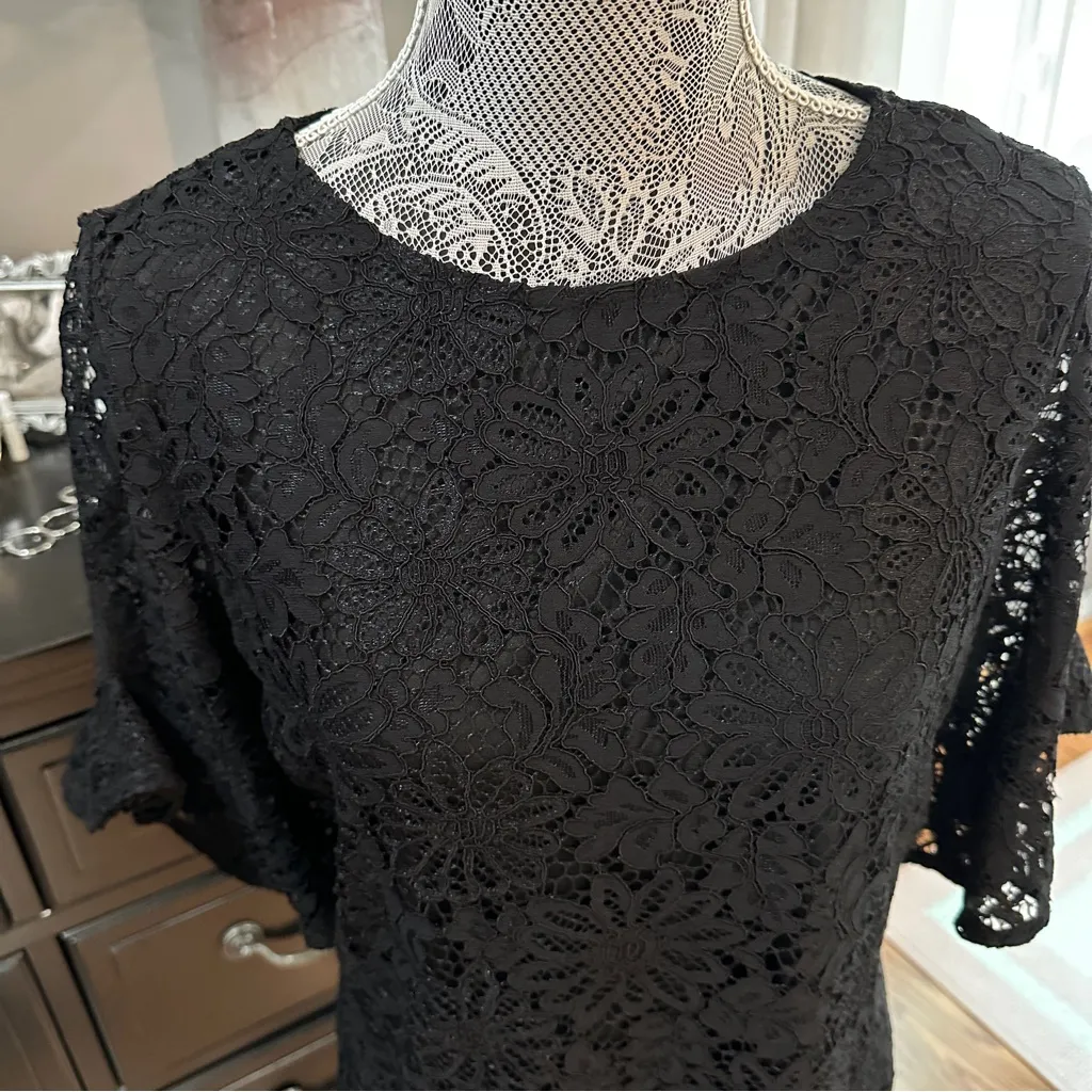 Nanette Lepore Black Floral Lace Blouse, Scalloped Hem Romantic Minimalist Small - Image 6