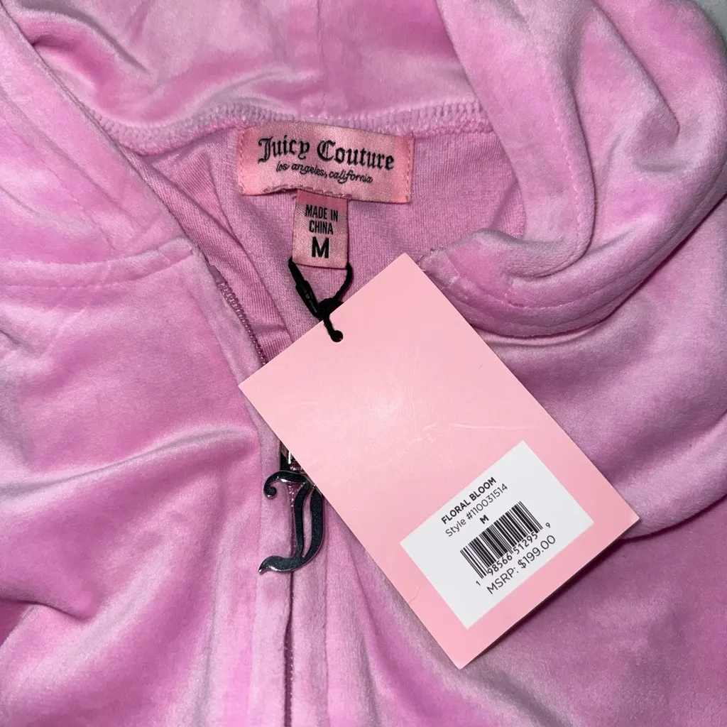 NWT Juicy Couture Light Pink ‘Floral Bloom’ Rhinestone Velour Set - Image 5