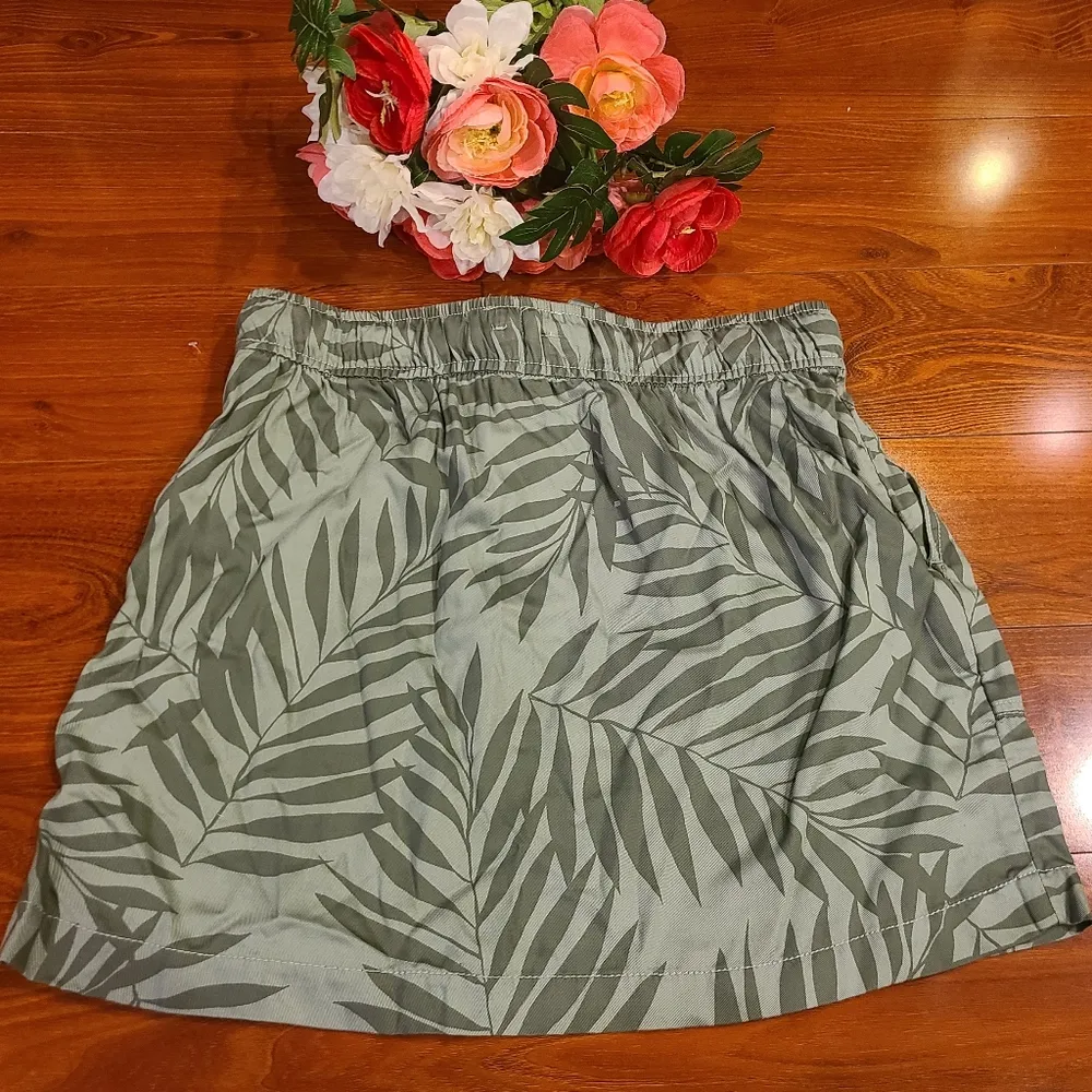 Nicole Miller New York Skirt Size Medium - Image 3