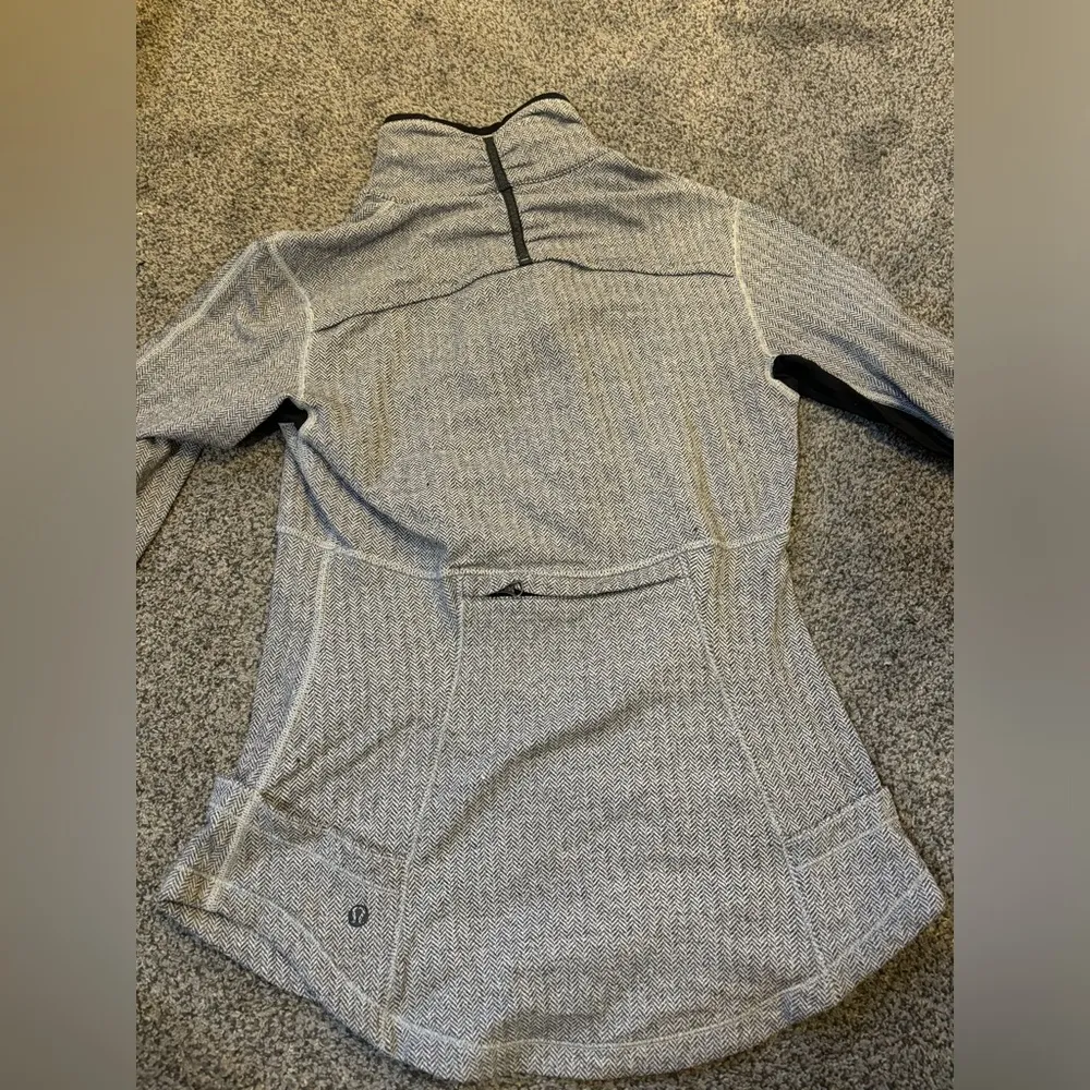 Lululemon Base Runner 1/2 Zip Pullover - Image 2