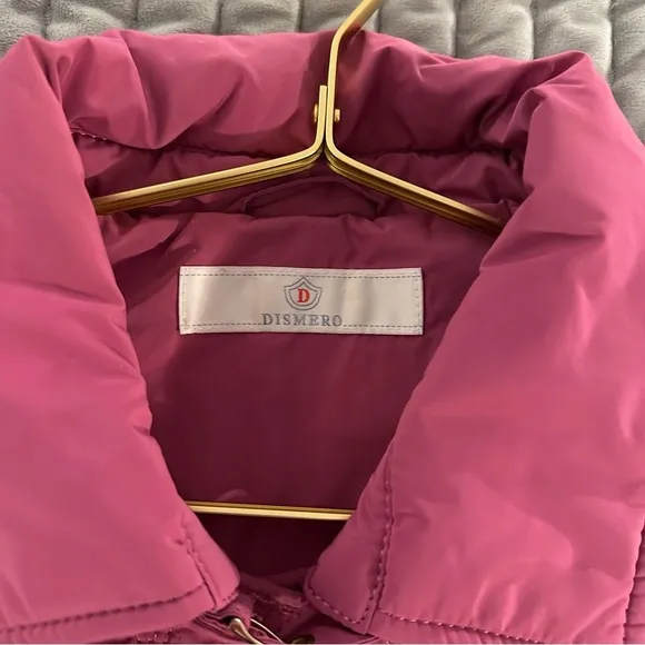 Gorgeous Dismero Pink Quilted Button Front‎ Jacket with gold toggle. Size 8 - Image 6