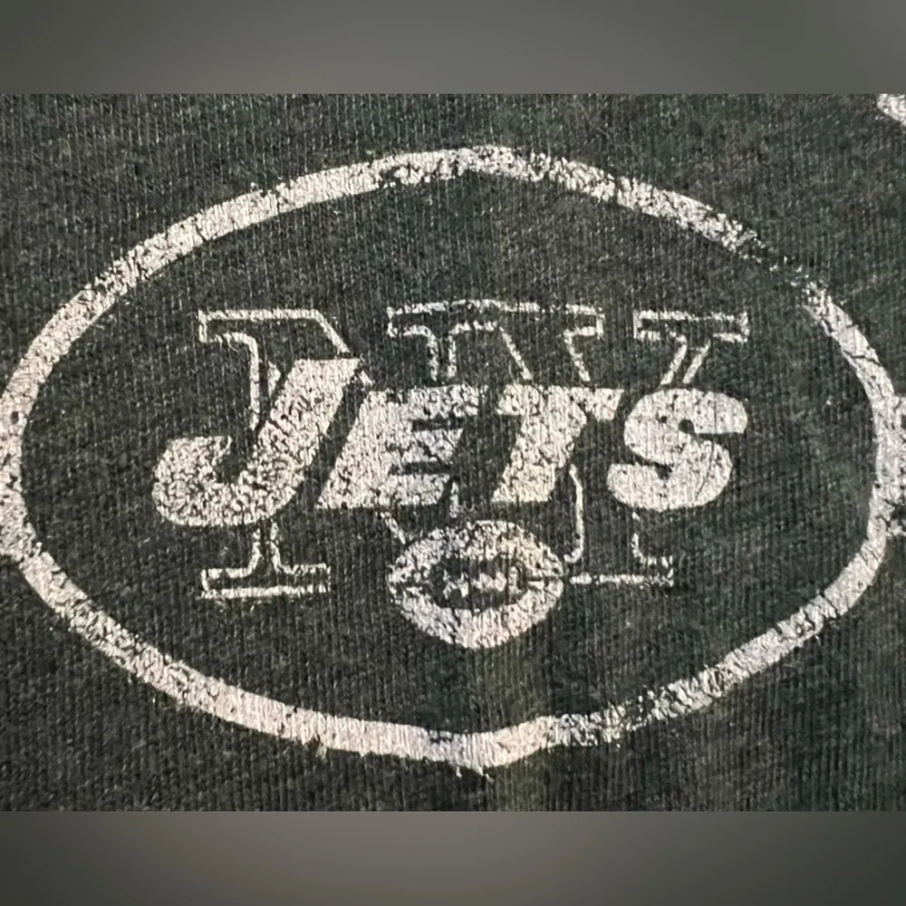 NFL | TEAM APPAREL womens New York Jets t-shirt. Size: L. - Image 6