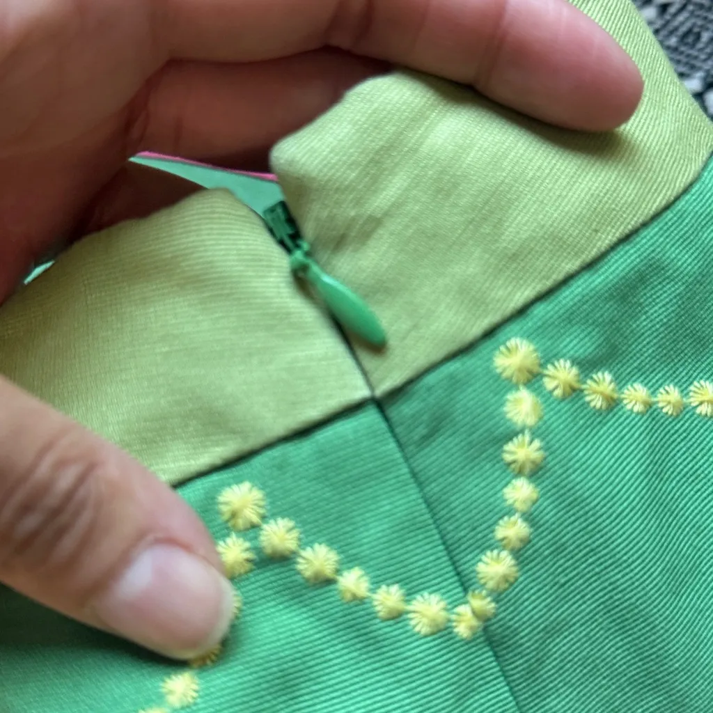 Boden Petite Skirt 10 Green and Pink Mini Imogen Scallop Casual Size 10P - Image 4