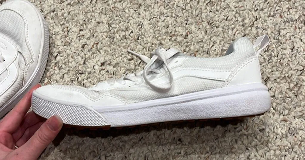 Vans White Women's Sneakers - Image 5