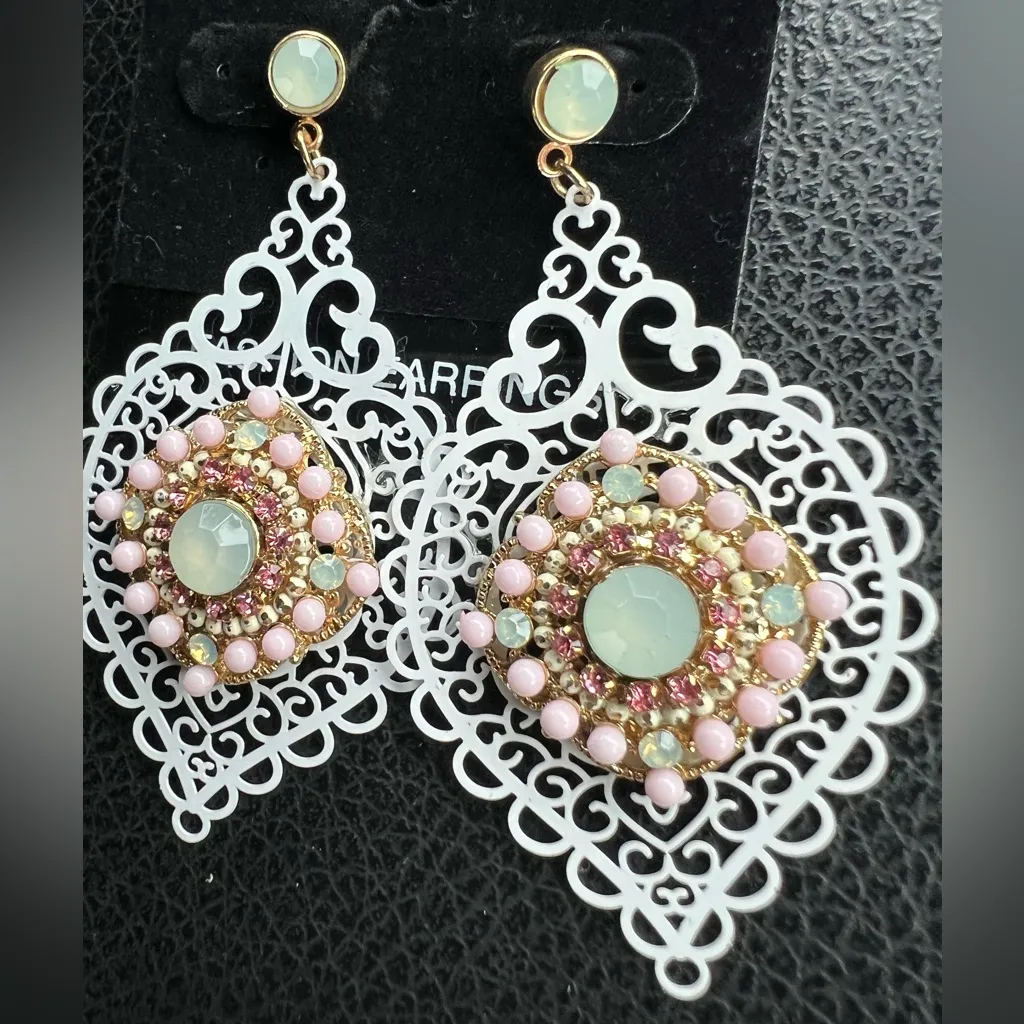 Taramanda Boho Earrings Pink - Image 2