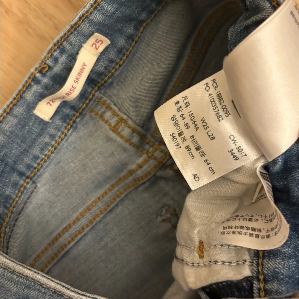 Levi’s 721 high rise skinny jeans - Image 6