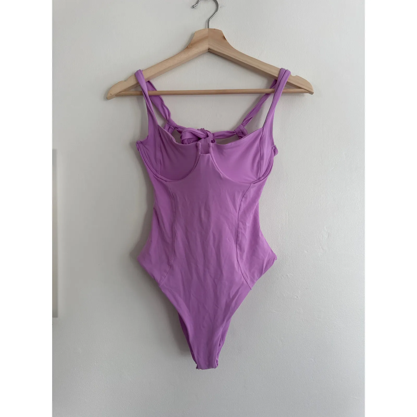 L*SPACE Kendal Tie Back One Piece Swimsuit in Lavender Size Medium Purple - Image 4
