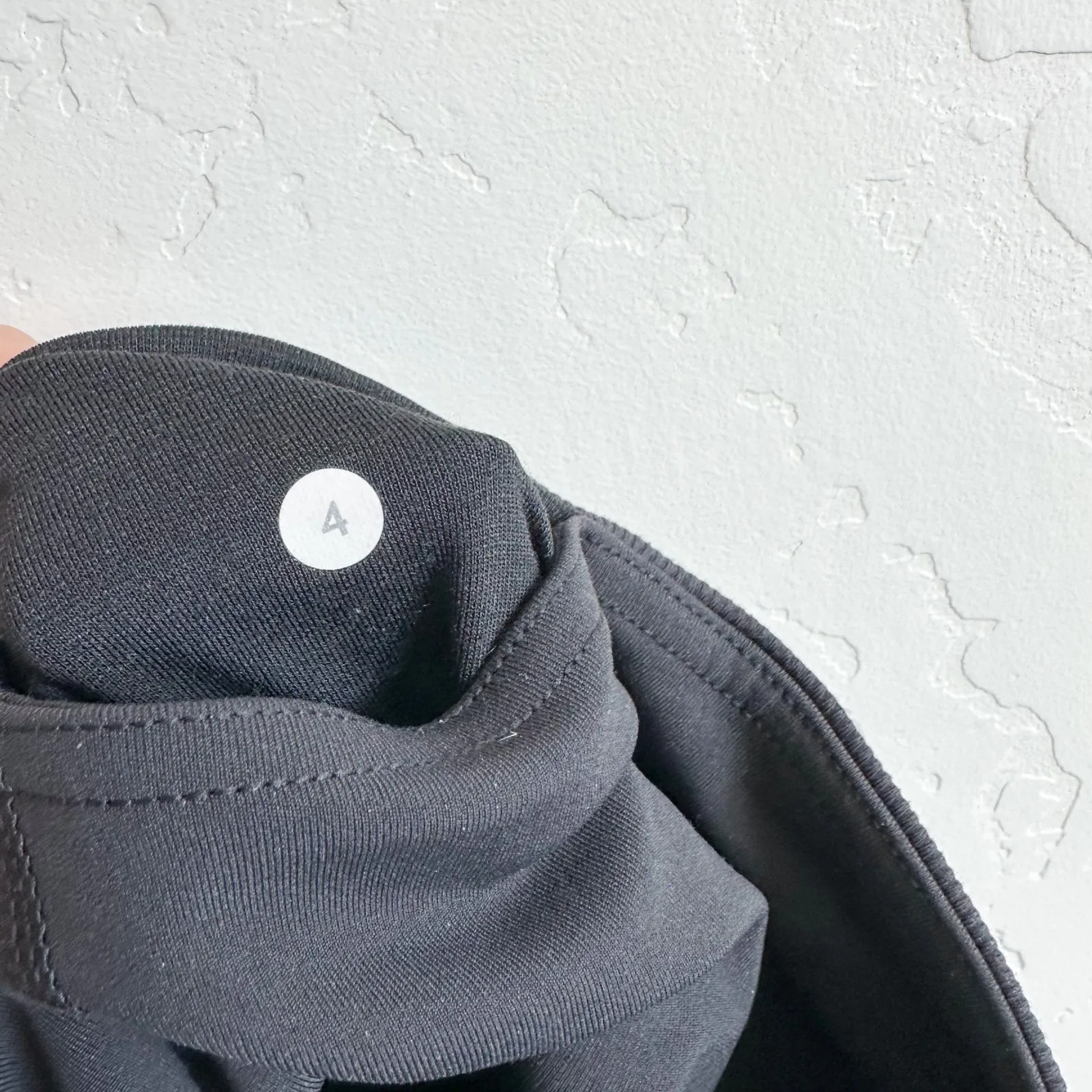 Lululemon | Seek the Heat Floral Mesh Cropped Leggings in Inky Floral Soot Black - Image 9