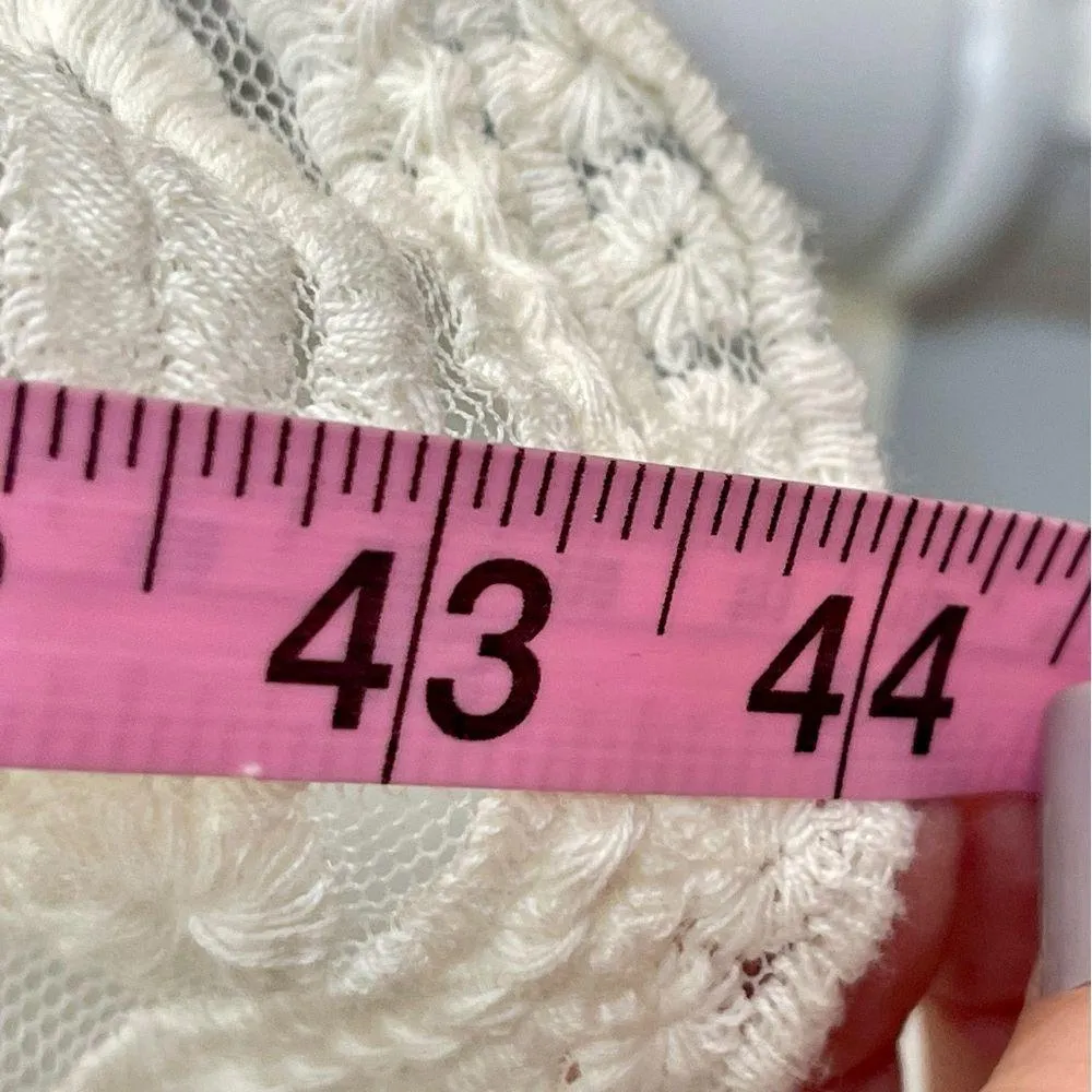 NWT Dizzy Lizzy Women's Sheer Lace Cream Embroidered Mesh Flyaway Kimono White Size L - Image 9