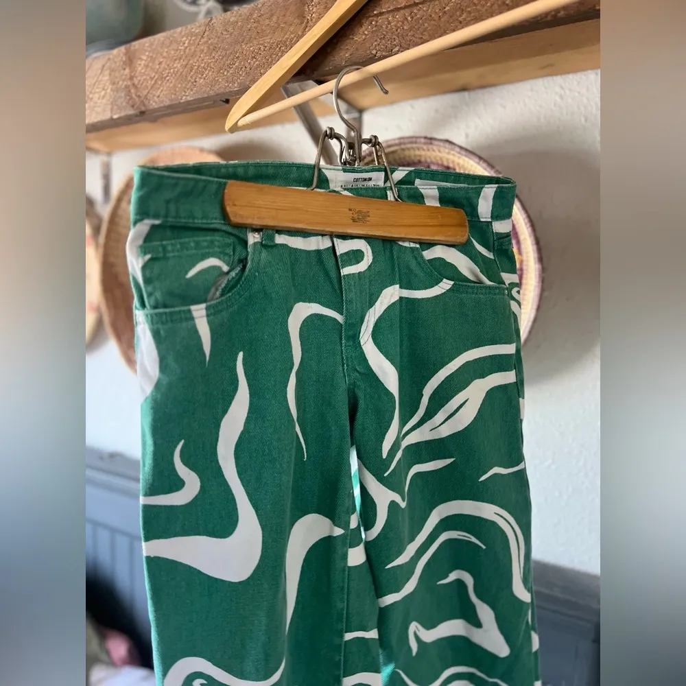 Cotton On Low Rise Green and White Swirl Straight Jeans sz4 - Image 8