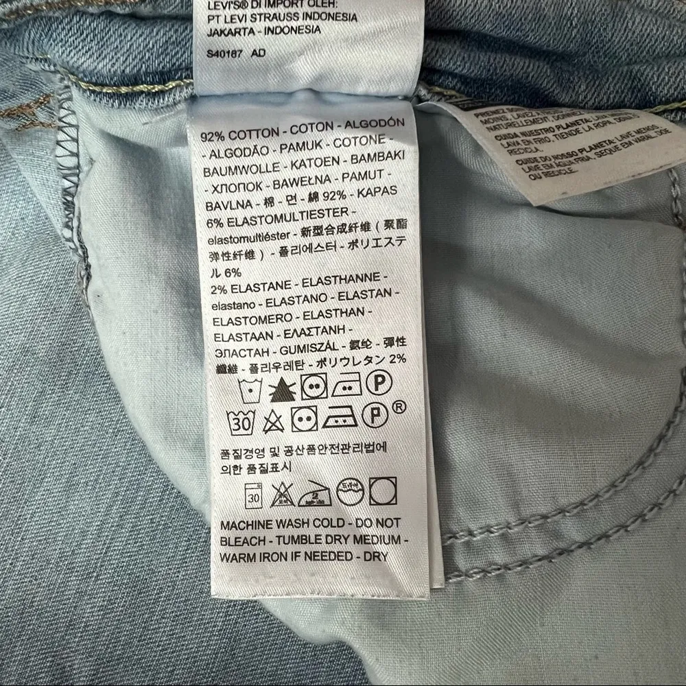 Levi's 711 Skinny Denim Blue Jeans Light Wash Waist 30 - Image 9