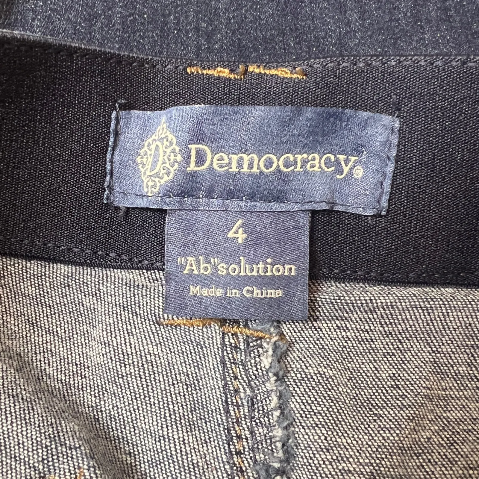 Democracy Women's 4 Blue Absolution Wide Leg Cropped Jeans Cleanfit Chic - Image 5