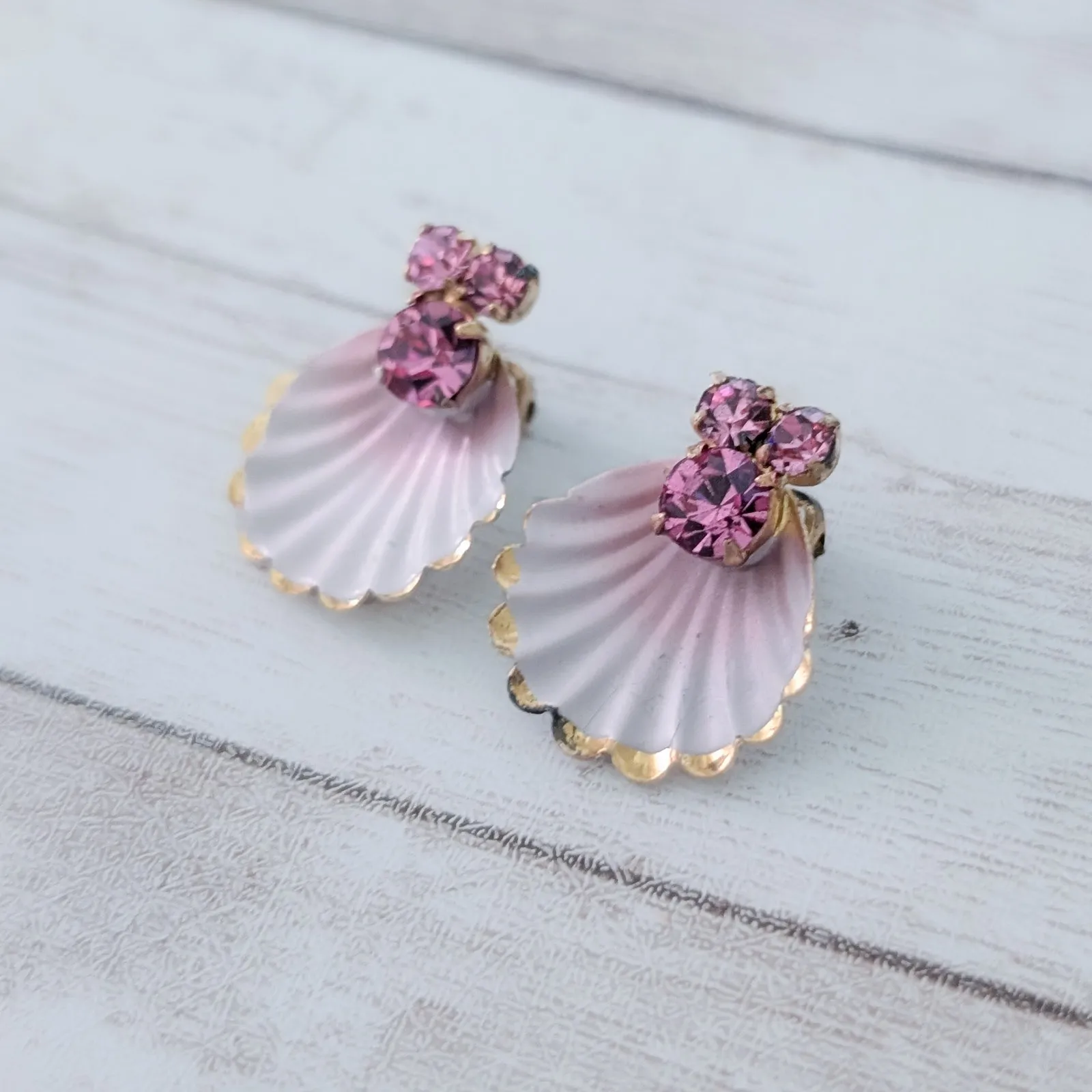 Vintage Clip On Earrings Shell Design with Clear Gems Just Over 7/8" Pink - Image 4