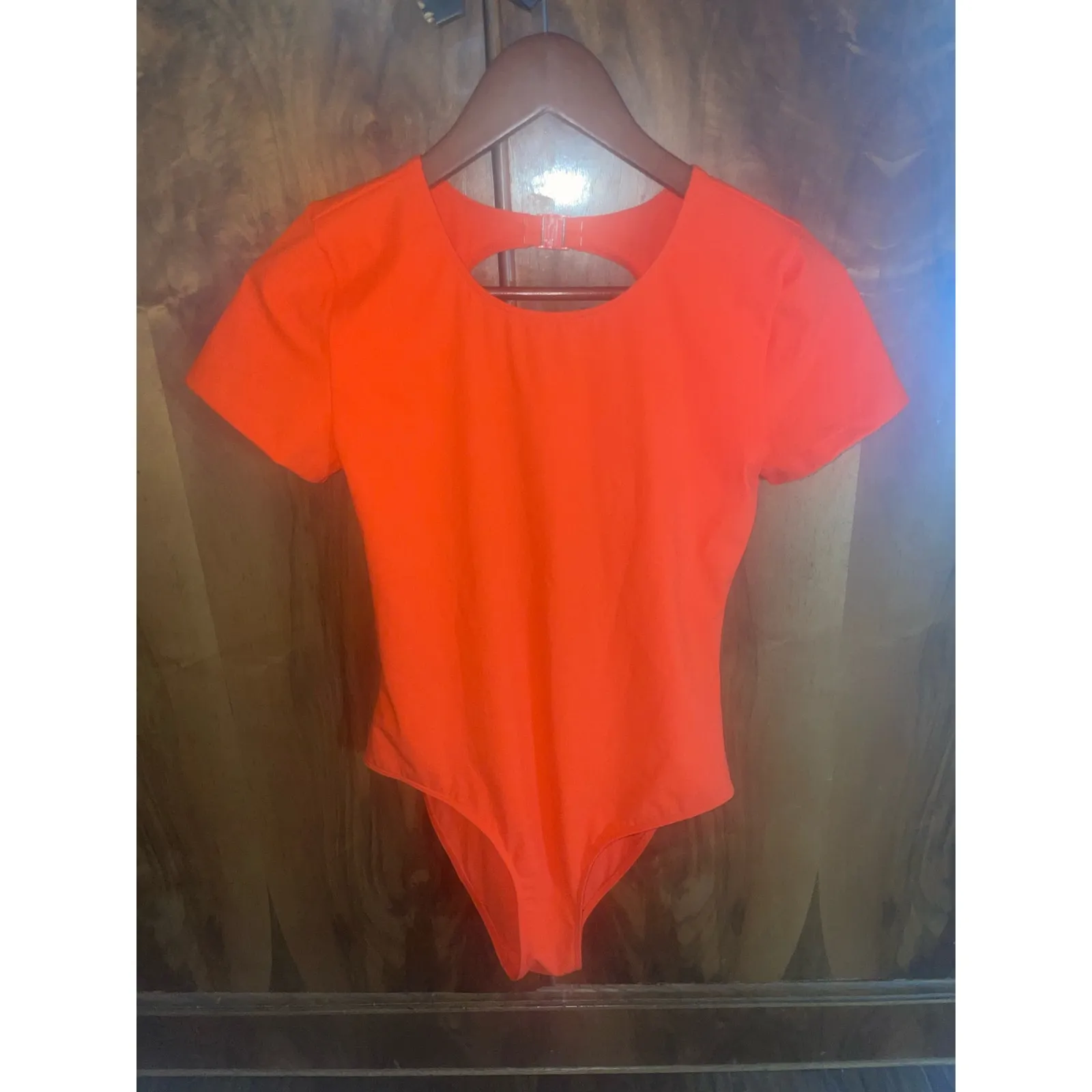 BABATON (Aritzia) Contour Crew Bodysuit ORANGE DOPAMINE Medium M - Image 4