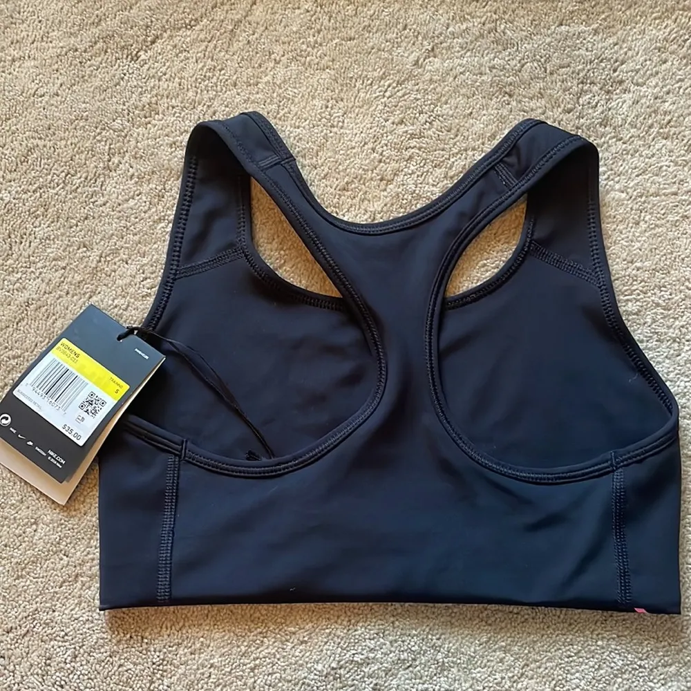 Nike  Swoosh Bra - Image 2