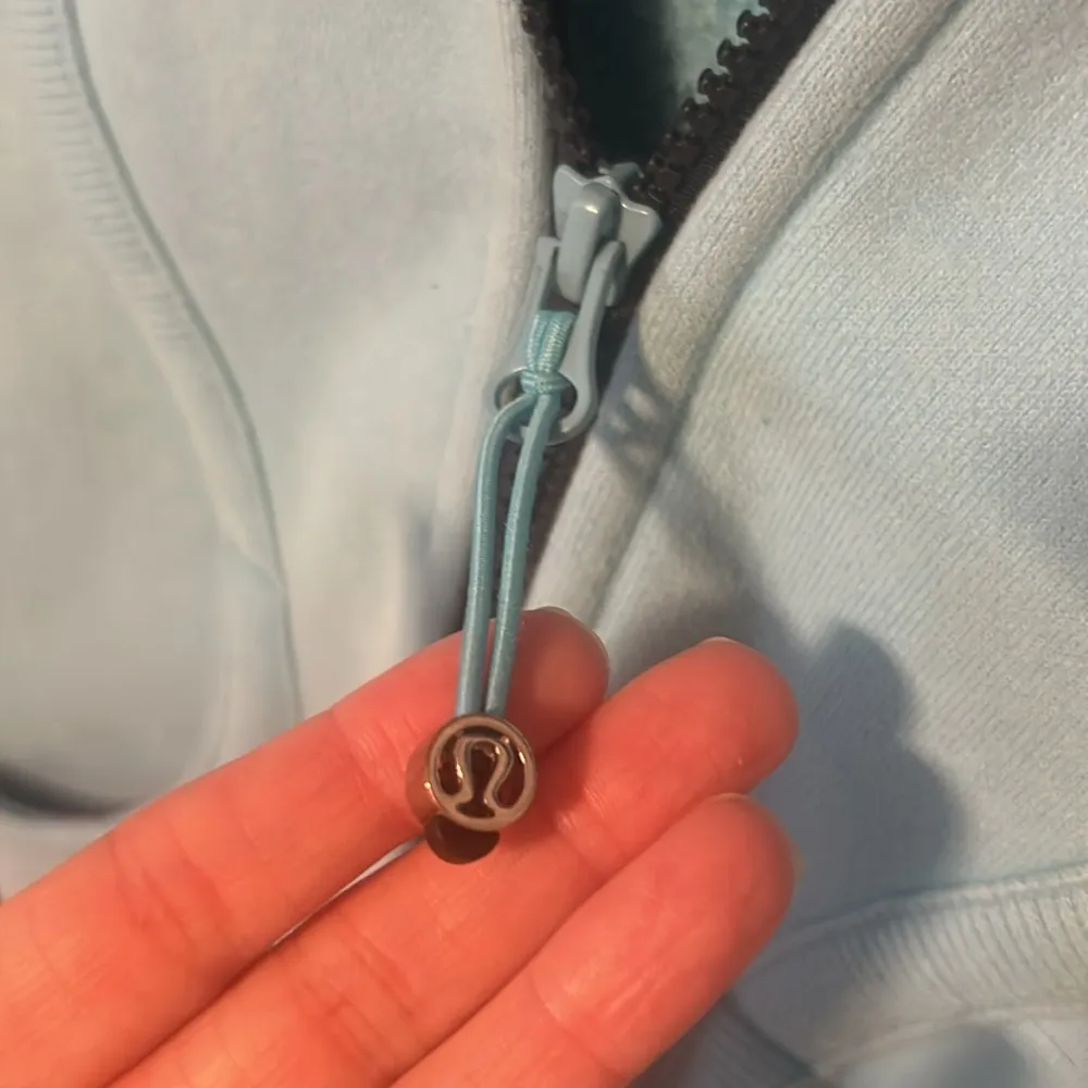 Lululemon Scuba Hoodie Blue Shhhh I'm Meditating Full Zip Stripe Side Thumbholes - Image 7