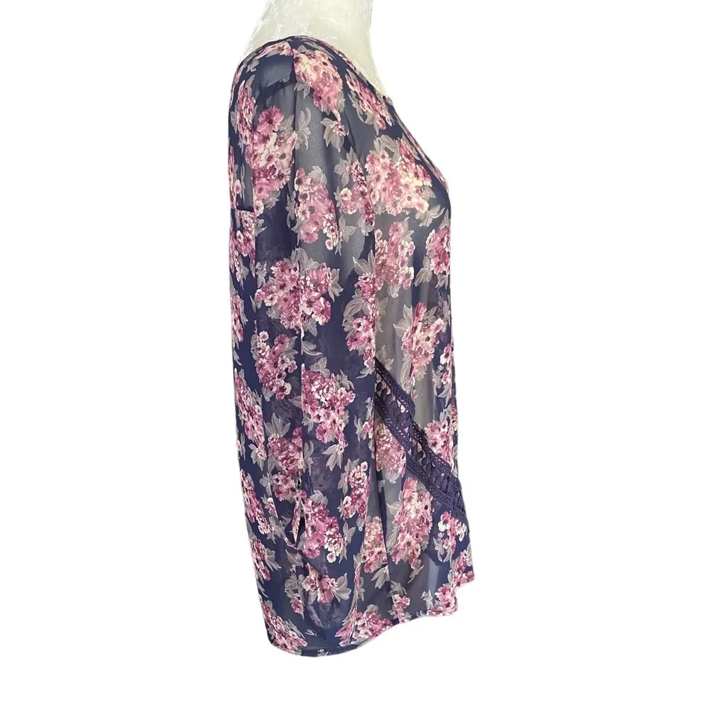 Papermoon women's size M sheer blue and pink floral blouse with button sleeves - Image 3