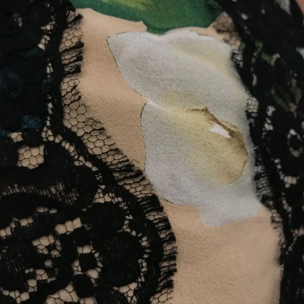 NWOT Dolce&gabbana lace trim floral dress size 38 - Image 10