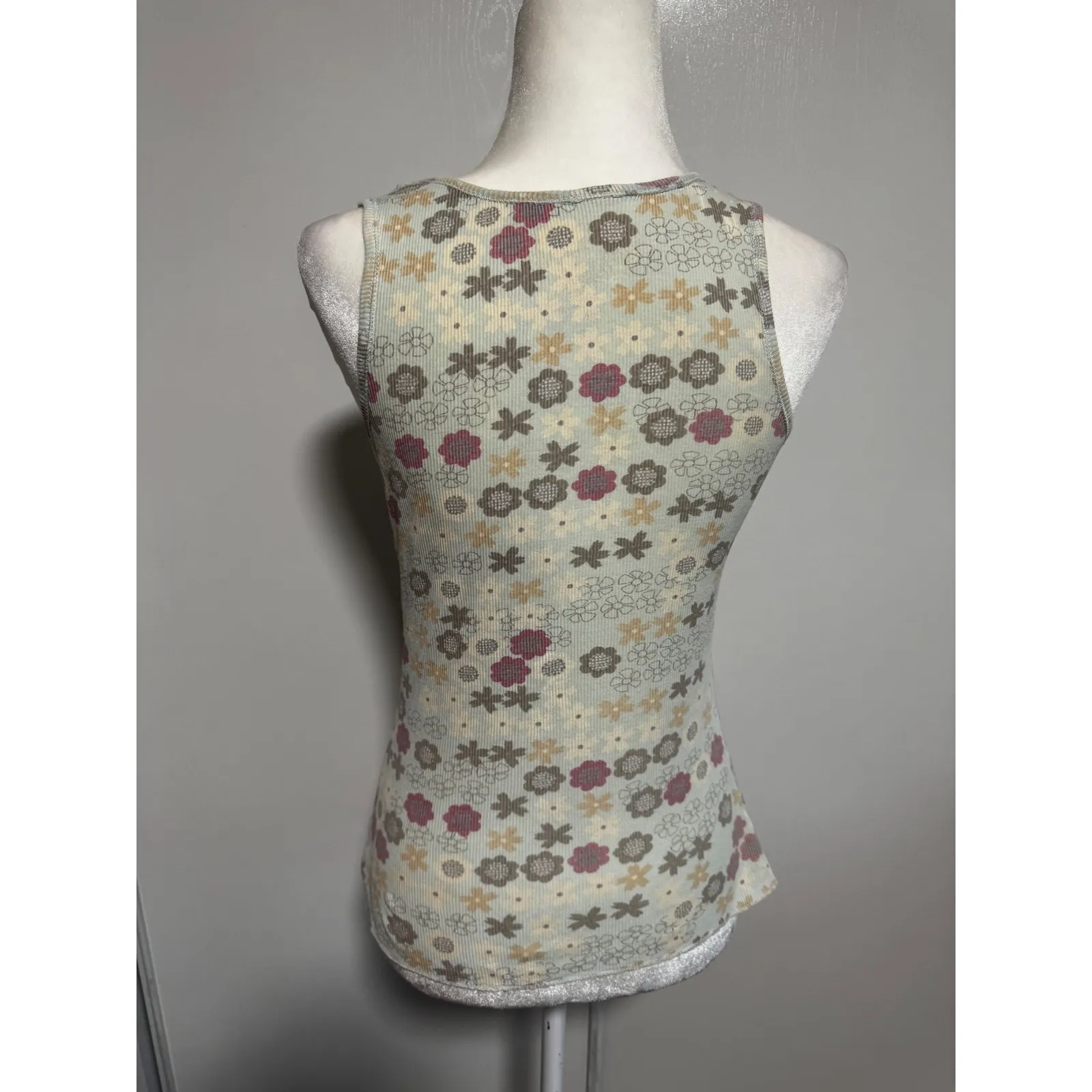 Vintage Women's Ribbed Floral Tank Top Light Blue Yellow Flower Print Size L‎ Tan Size L - Image 2