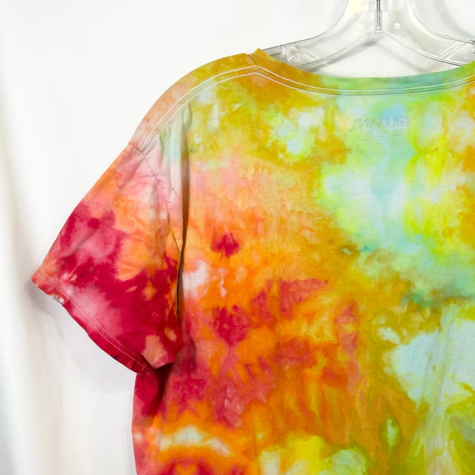 Handmade Tie Dye Size 2XL Shirt‎ Green Red Orange V Neck Short Sleeve Boho 1131 - Image 8