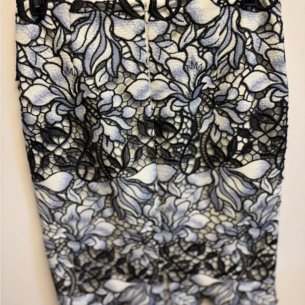 ANTONIO MELANI Black and White Floral Lace Midi Skirt - Image 5