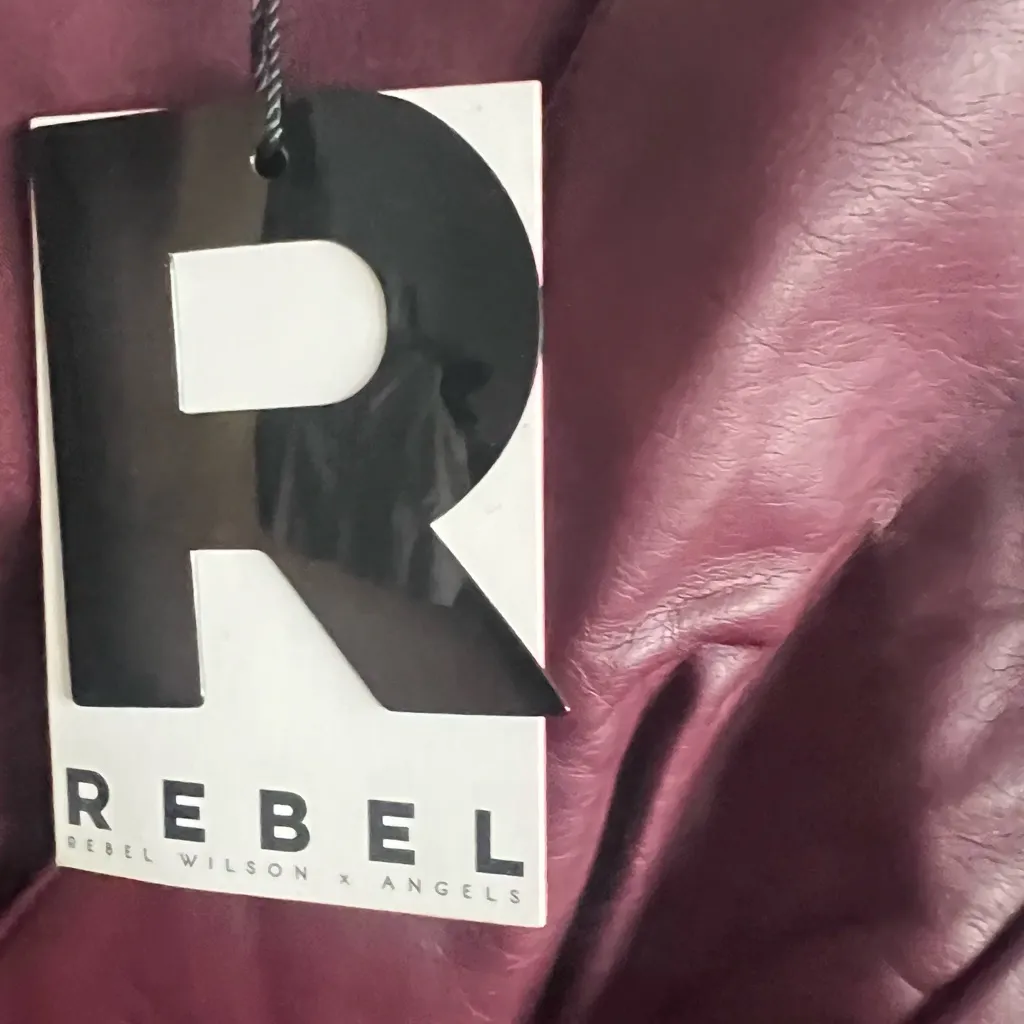 Rebel Wilson c Angels Faux Leather Sleeveless Dress Dark Wine, New with Tags Size 18W - Image 4