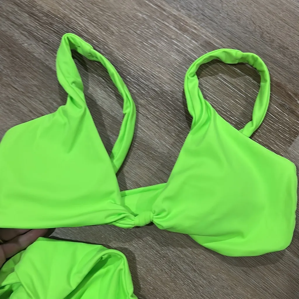 NWT lime green XS womens bikini - Image 3
