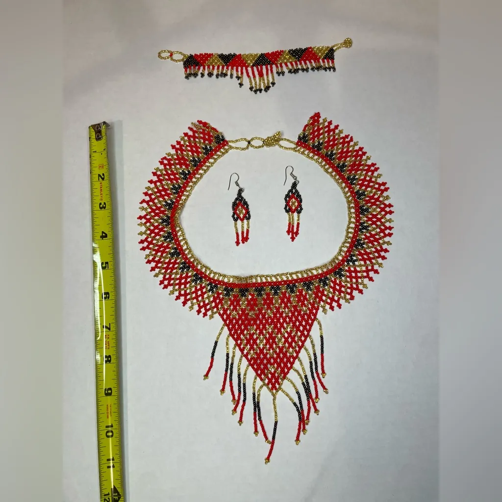 Vibrant Red and Gold Beaded Necklace Set - Image 3