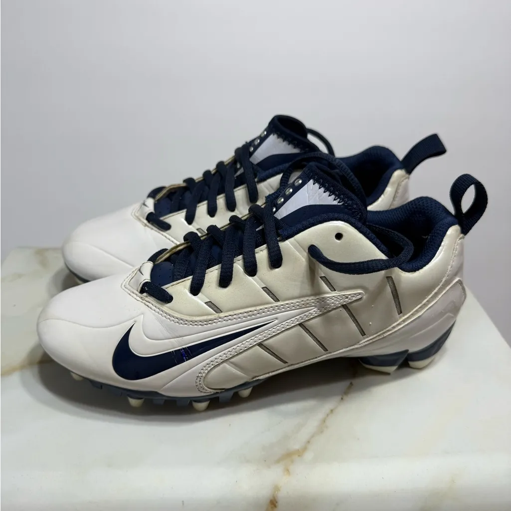 Nike Lacrosse Cleats Women’s sz 7 - Image 2
