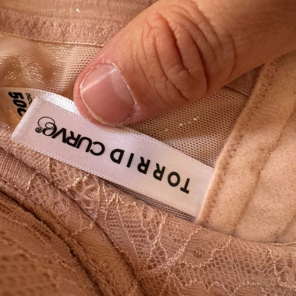 Torrid Curve nude strapless bra size 50C - Image 5