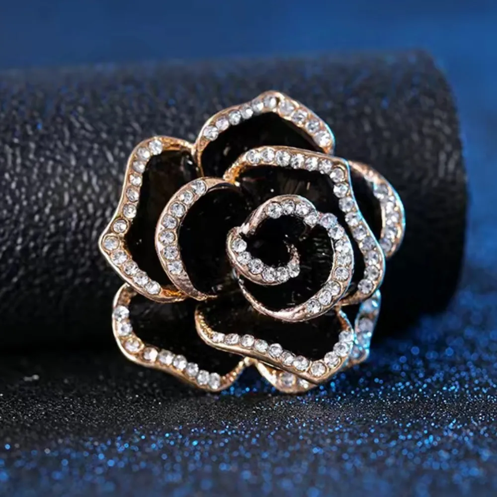 Flower Brooch / Scarf Pin #150 Gold - Image 2