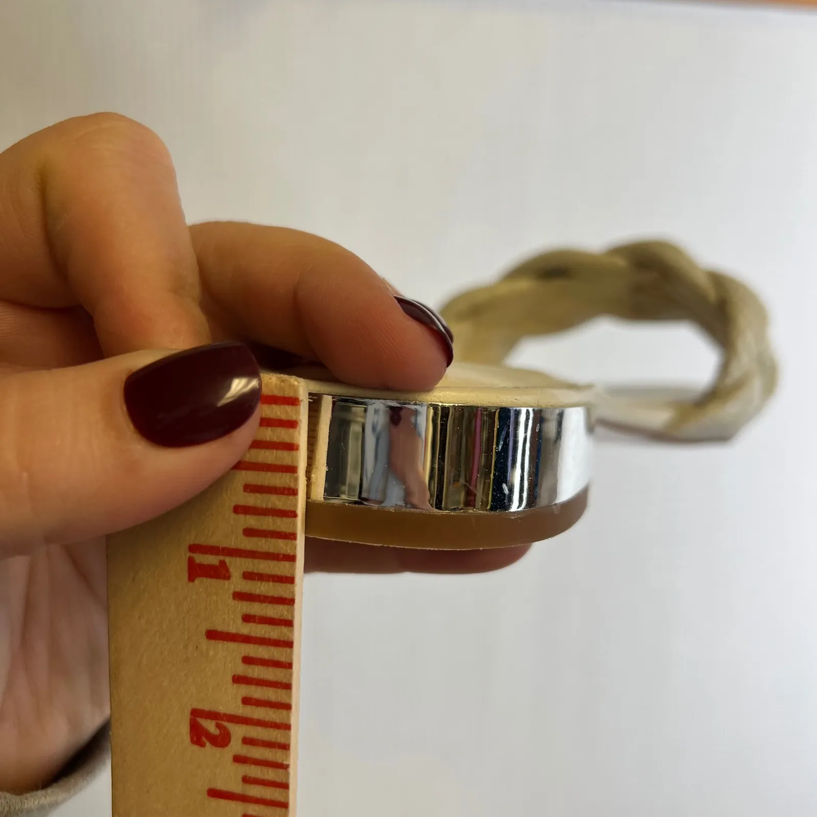 BCBGeneration White Braided Slide Sandals Women Size 8 Block Heel - Image 8