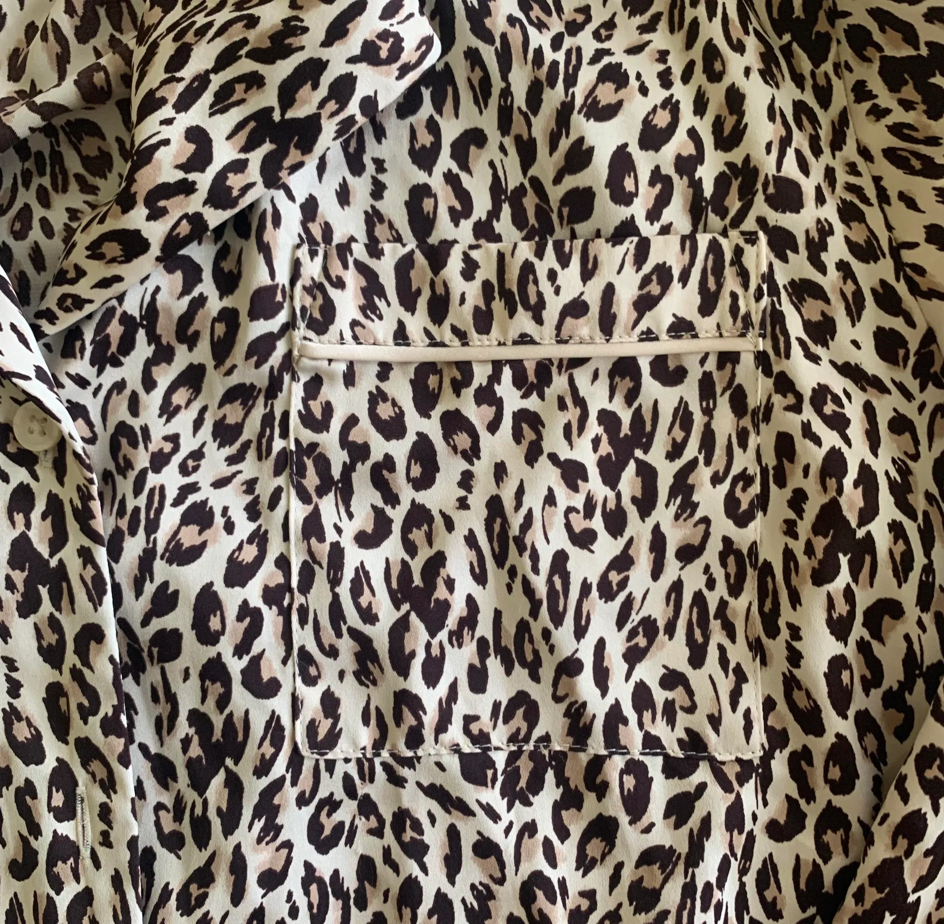 Apt. 9 Satin Leopard Print pajama set oversized button Down   - Image 4
