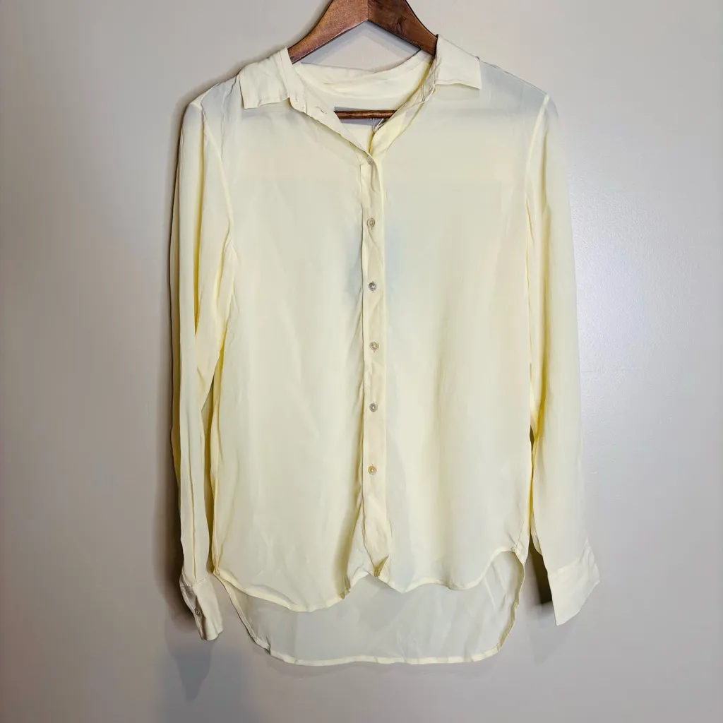 Everlane Clean Silk Relaxed Button Down Shirt in Yellow - Image 4