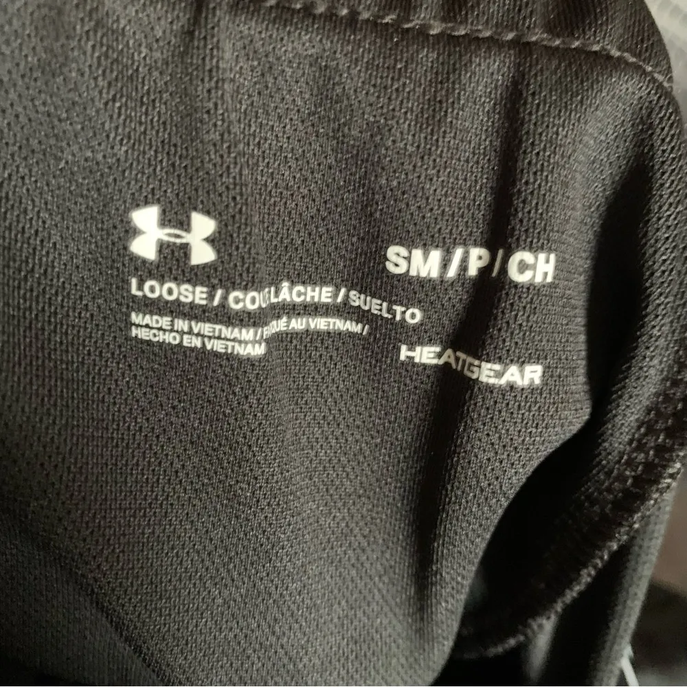 UNDER ARMOUR Women's Play Up 3.0 Shorts Heatgear Loose Active Shorts S - Image 3