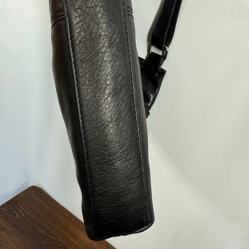 Margot women’s soft black leather shoulder Crossbody purse Silver - Image 10