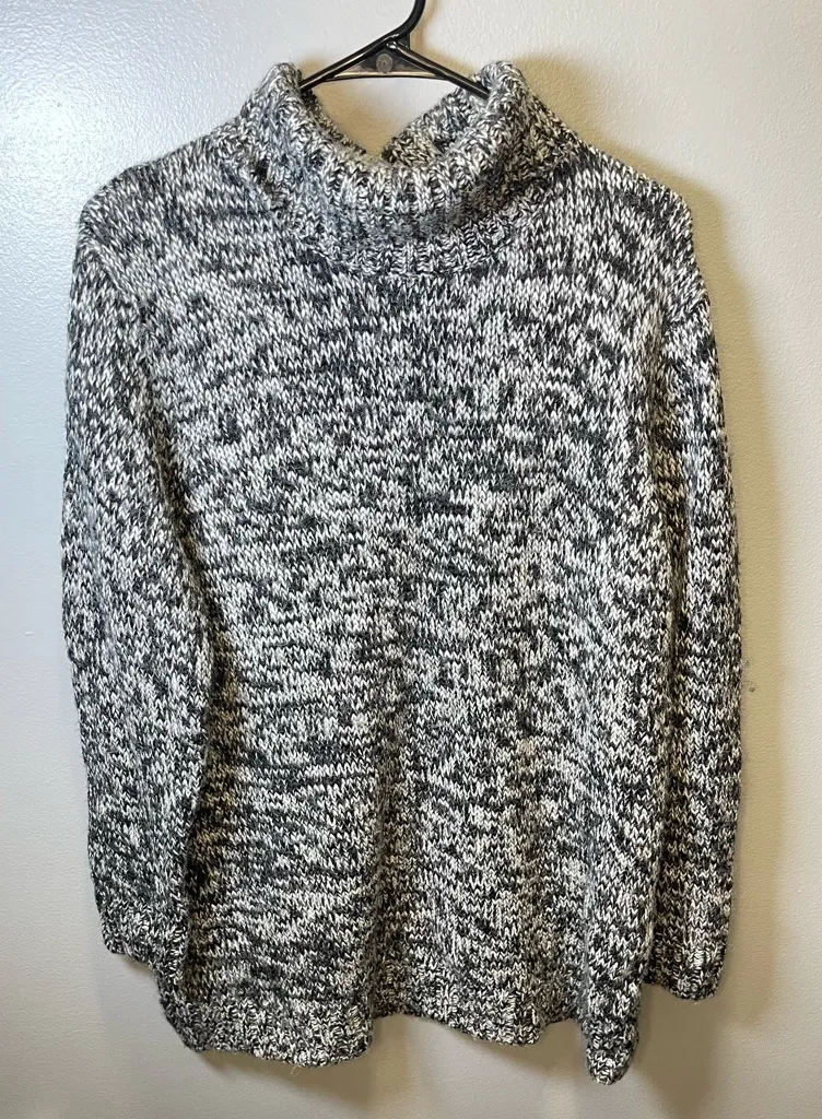 Sundance Women's Sweater Wool Alpaca Blend Chunky Knit Turtleneck Size M - Image 1