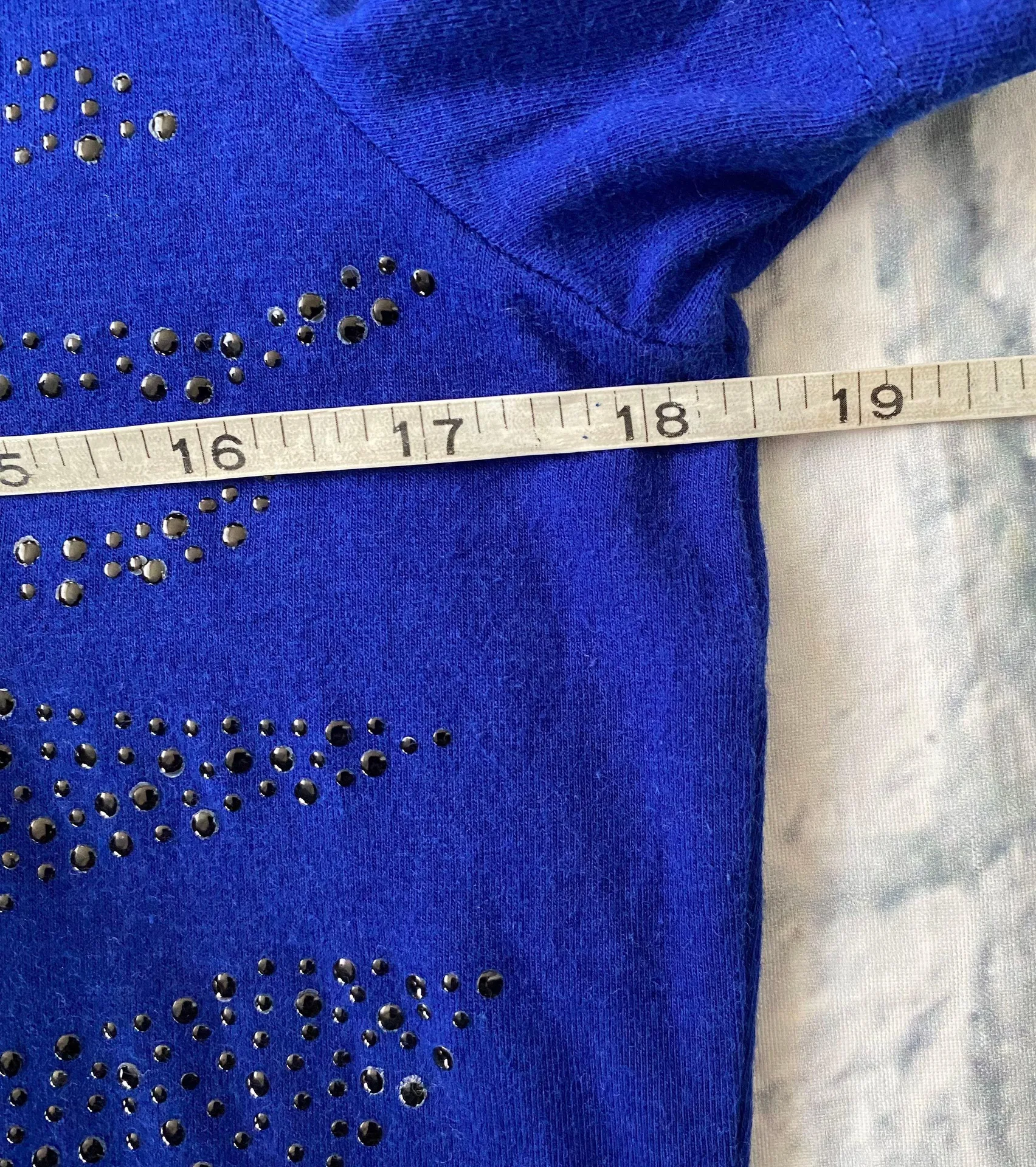 women M v-neck short sleeve studded top blue - Image 9